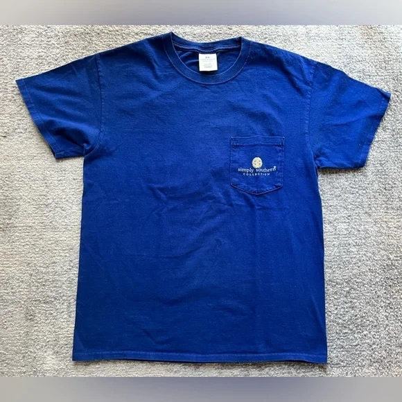 Simply Southern Collection Tie-Dye “Family is everything” and Blue tee Medium - Picture 8 of 13